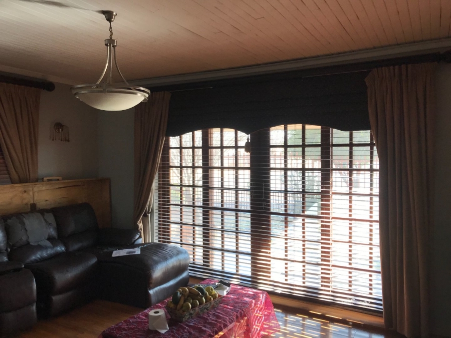 4 Bedroom Property for Sale in Rykmanshoogte Free State